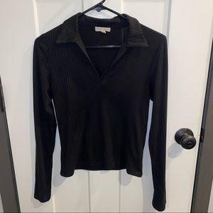 Black Collared V Neck Long Sleeve Top
